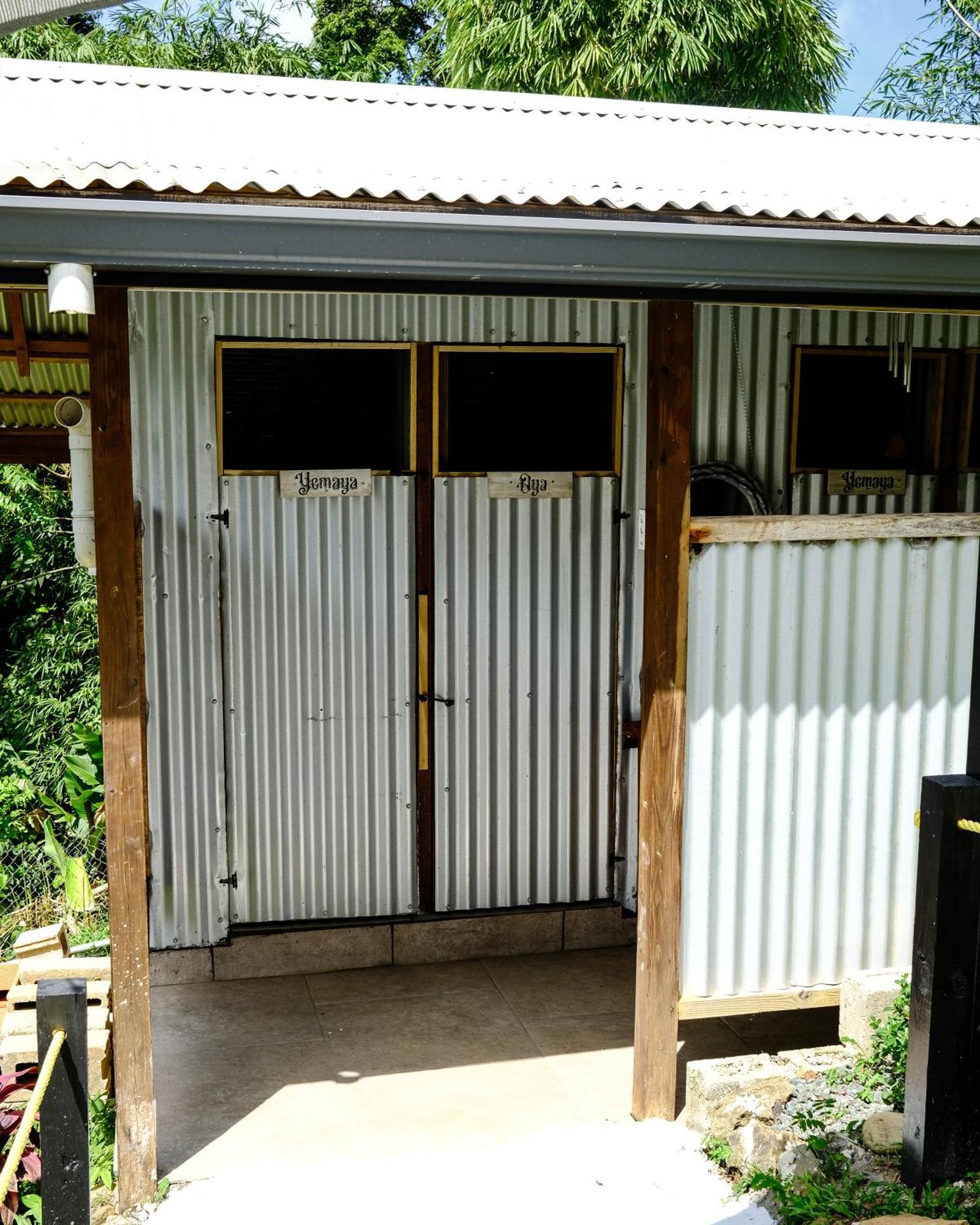 Silk Cotton Cottages Parrot Hall Bagian luar foto