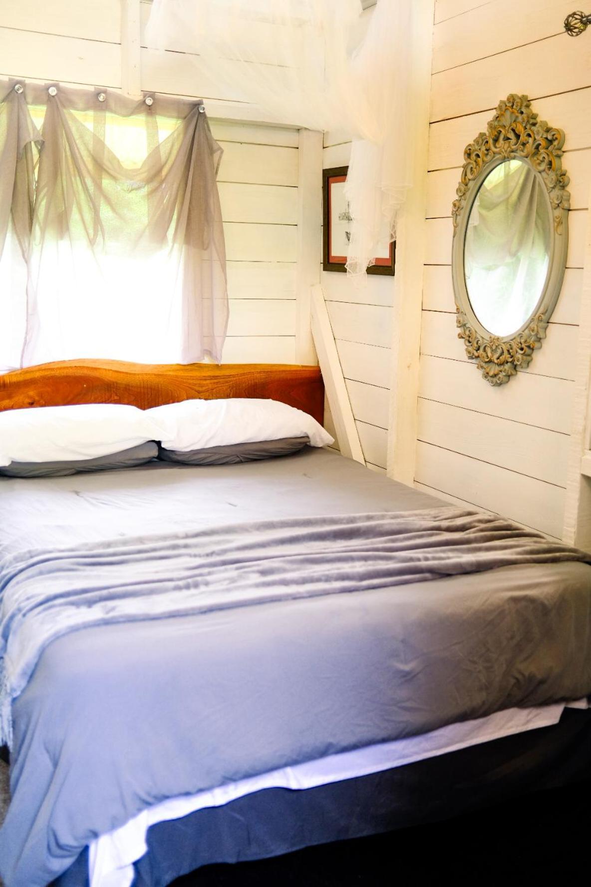 Silk Cotton Cottages Parrot Hall Bagian luar foto